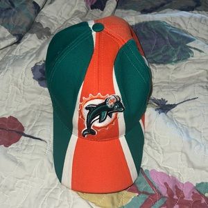 vintage Reebok, Miami Dolphins hat